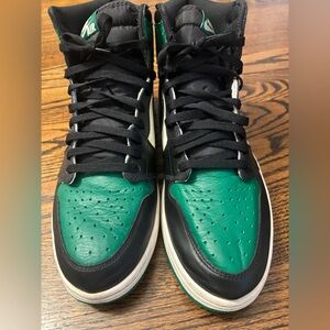 Air Jordan 1 Retro High OG Pine Green Size 14